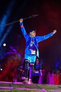 BIB: 310, 803
                            <button type="button" onclick="openModal(19034989)" class="btn btn-primary btn-sm float-right btn-popup" data-toggle="modal" data-target=".modal-high-quality">
                        <i class="fas fa-shopping-cart"></i> Add to Cart
                    </button>
                                            <button type="button" onclick="isThisMe(19034989, true)" class="btn btn-success btn-sm float-right btn-popup btn-isme hidden" data-toggle="tooltip" data-placement="bottom" title="นี่คือรูปของคุณใช่ไหม คลิกที่นี่เพื่อเอาเข้าอัลบั้ม">
                        <i class="fas fa-plus"></i> Add to album
                    </button>
                    <button type="button" onclick="isThisMe(19034989, false)" class="btn btn-warning btn-sm float-right btn-popup btn-isnotme hidden">
                        <i class="fas fa-ban"></i> Remove from album
                    </button>